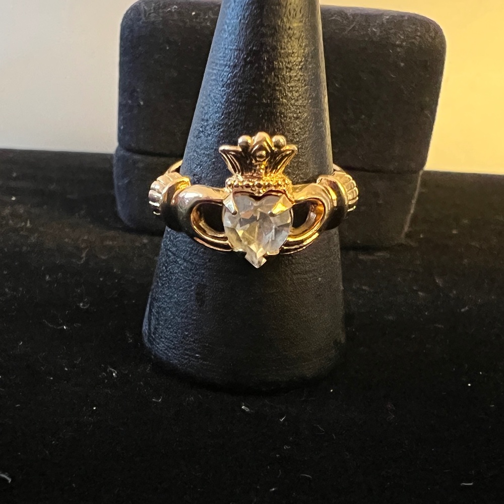 Vintage Claddagh Ring